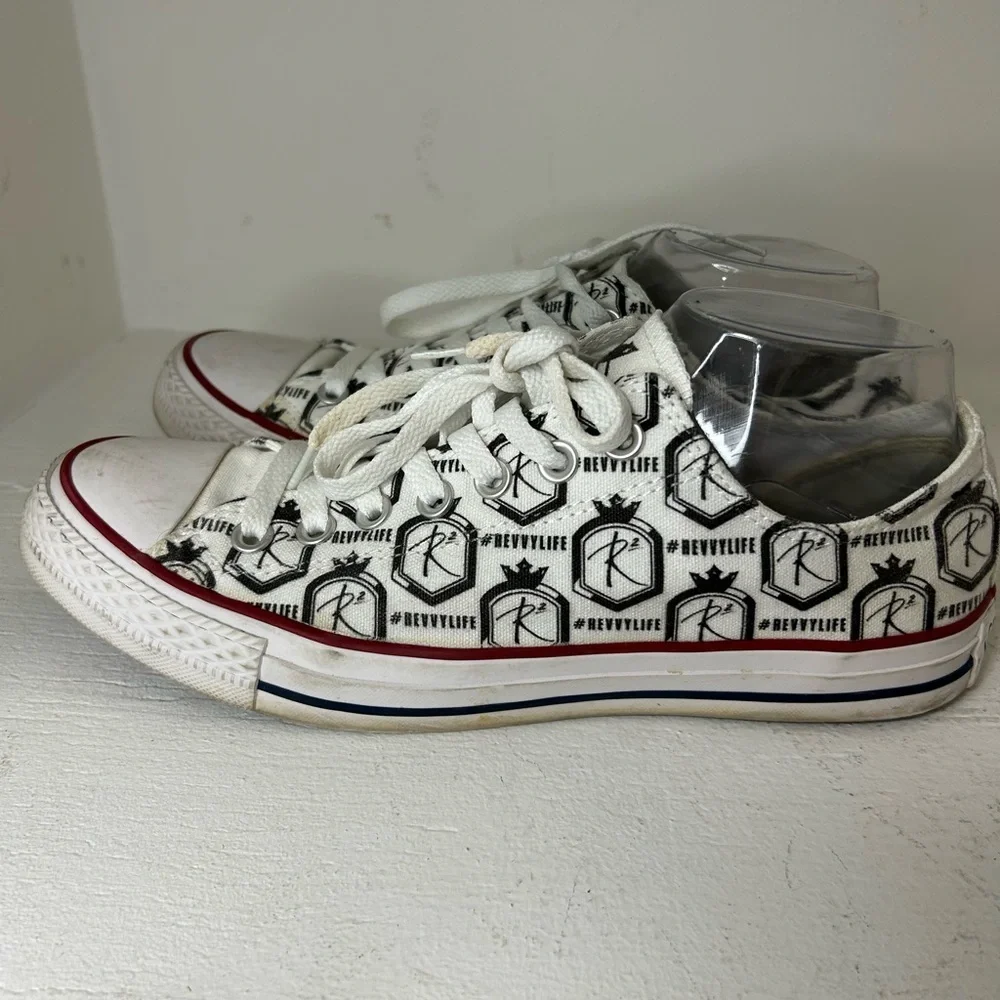 Converse All Stars Stylish Athletic Shoes with Unique Pattern